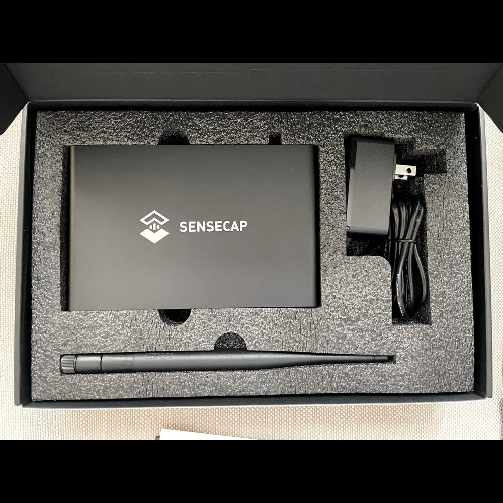 BRAND NEW SenseCap M1 Miner US 915 for Helium (HNT) Cryptocurrency